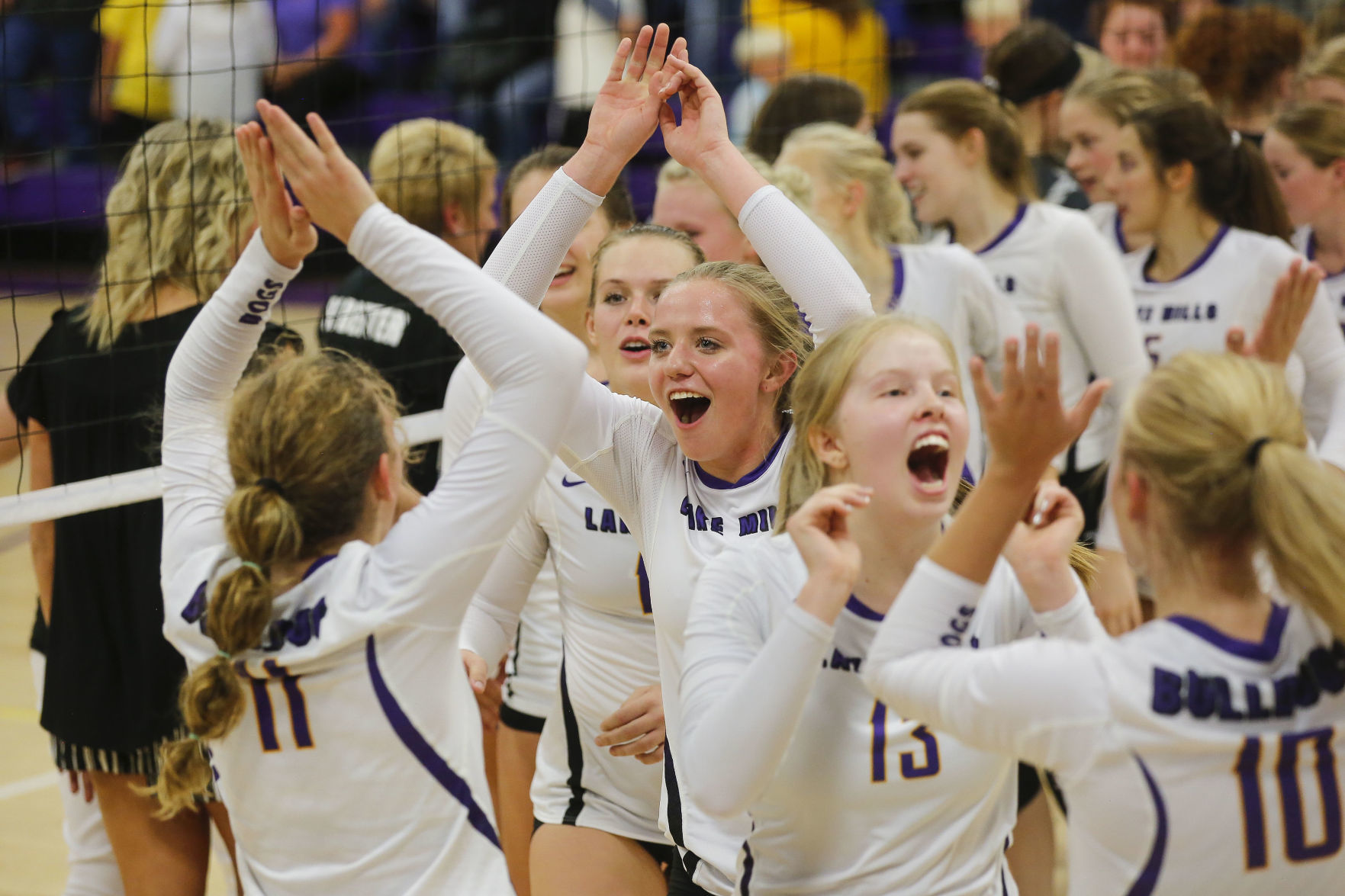 Vball Lake Mills vs. Forest City 5